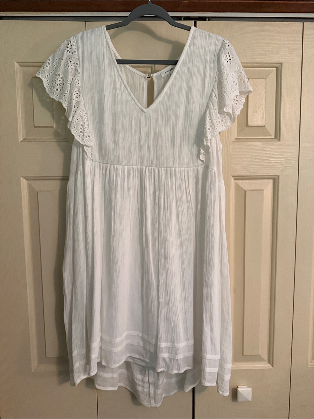 Eyeshadow White V-Neck Midi Dress with Eyelet Flutter Sleeves